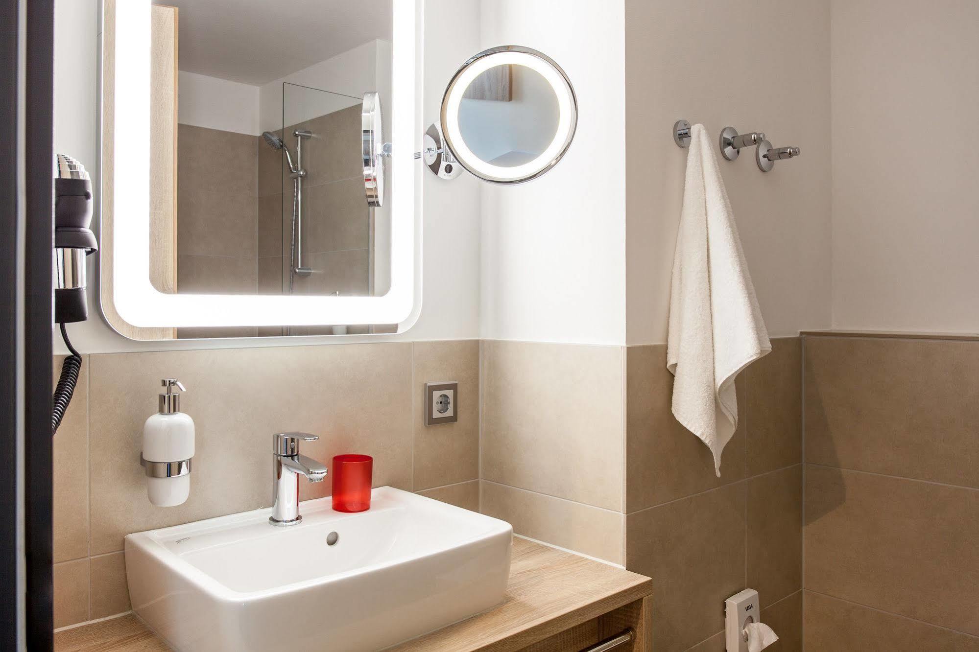 Stay! Hotel Boardinghouse هامبورغ المظهر الخارجي الصورة